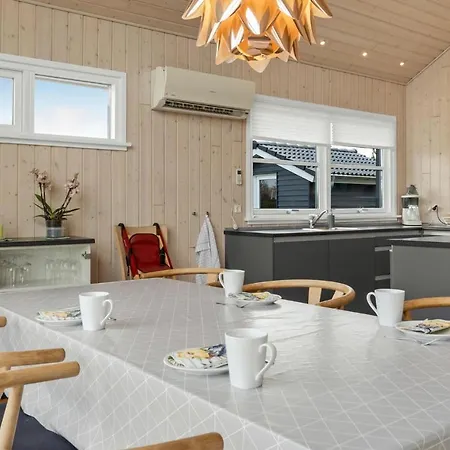 Gorgeous In With Wifi *